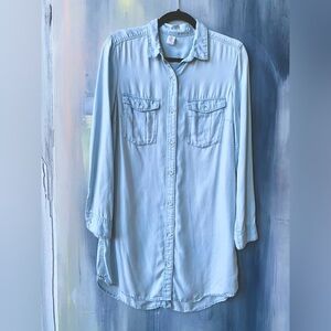 EUC H&M & Denim Light Blue Button-Down Shirt Dress XS - S